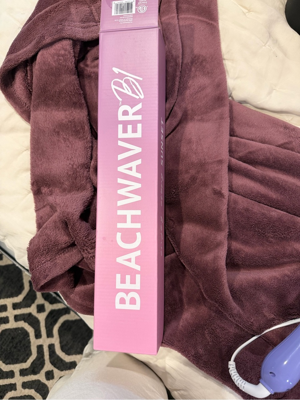 Beachwaver B1 Pink to Lavender Gradient Curling Iron - Picture 3 of 3